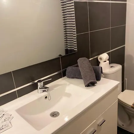 Casa Latre Somontano アパート